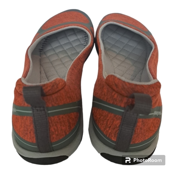 Patagonia flat women's shoes orange & gray like new never worn Size 7 - Picture 7 of 8